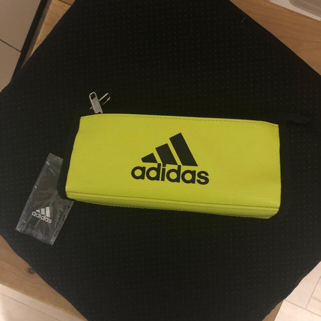 adidas(アディダス)の筆箱ペンケースadidas 新品 インテリア/住まい/日用品の文房具(ペンケース/筆箱)の商品写真