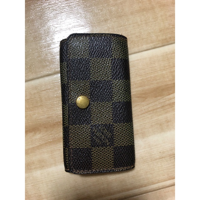 LOUIS VUITTON(ルイヴィトン)のLOUIS VUITTON キーケース メンズのファッション小物(キーケース)の商品写真