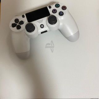 プレイステーション4(PlayStation4)のPS4 グレイシャーホワイト 薄型 CUH-2200A500GBモデル 美品(家庭用ゲーム機本体)