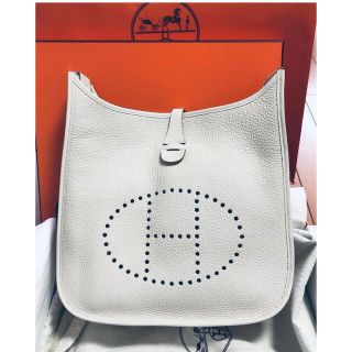 HERMES(ショルダーバッグ)のフリマアイテム一覧 HERMES(ショルダーバッグ)のフリマアイテム一覧