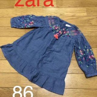 ザラキッズ(ZARA KIDS)のzaraデニム刺繍ワンピース86エンブロイダリー(ワンピース)