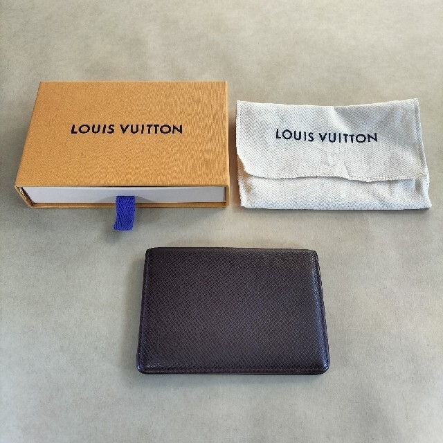 LOUIS VUITTON(ルイヴィトン)のルイヴィトン/タイガ/名刺/カードケース メンズのファッション小物(名刺入れ/定期入れ)の商品写真