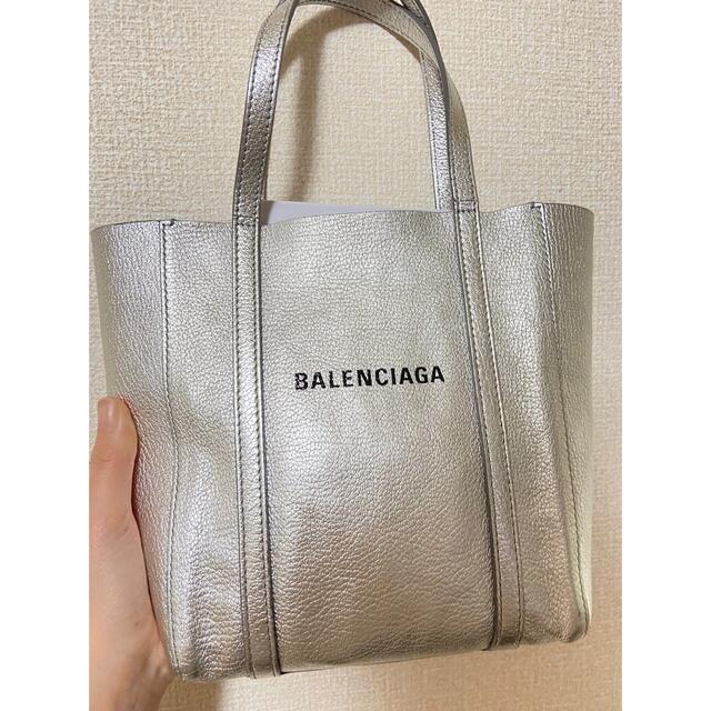 ー品販売 Balenciaga ストラップ付き xxs エブリデイトート