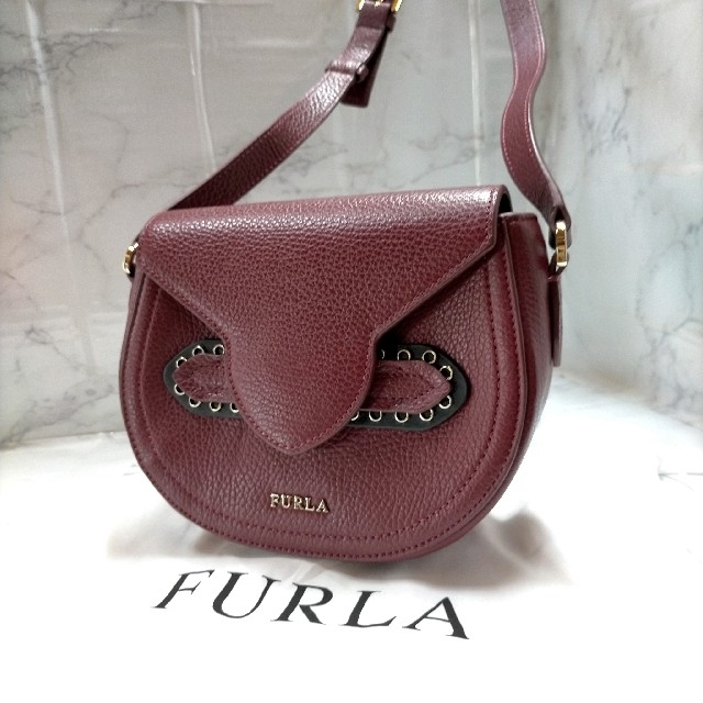 Furla(フルラ)のFURLA   フルラ　ショルダーバッグ　バッグ　ポシェット　ワンショルダー レディースのバッグ(ショルダーバッグ)の商品写真