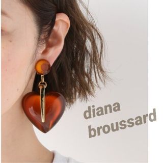 トゥモローランド(TOMORROWLAND)のdiana broussardハートモチーフアシンメトリーイヤリング(イヤリング)