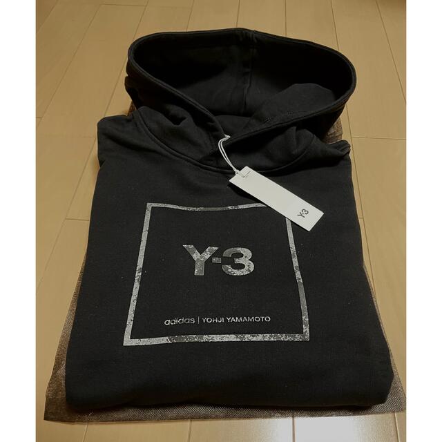 Y-3 - Y-3 ワイスリー スクエアラベルロゴ グラフィック プルオーバー ...