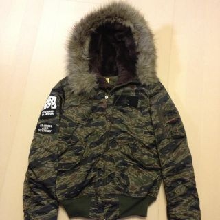 HYSTERIC GLAMOUR(ダウンジャケット)のフリマアイテム一覧 HYSTERIC GLAMOUR(ダウンジャケット)のフリマアイテム一覧