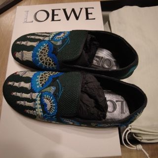 ロエベ(LOEWE)の未使用新品LOEWE　刺繍ジャガードフラットシューズ(スリッポン/モカシン)