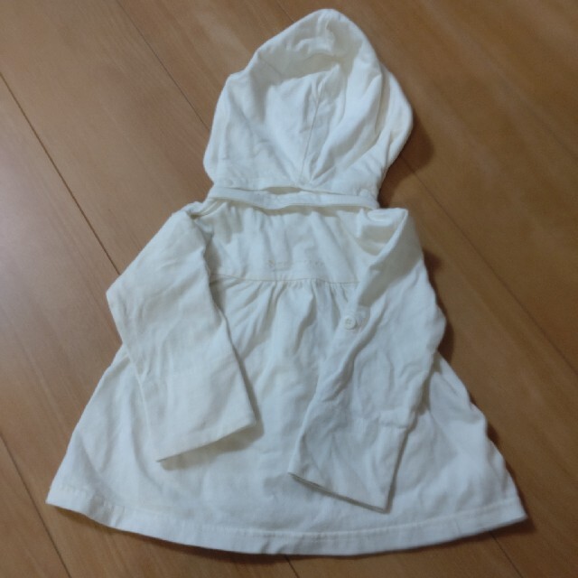 kumikyoku（組曲）(クミキョク)の組曲　パーカー　90㎝ キッズ/ベビー/マタニティのキッズ服女の子用(90cm~)(ジャケット/上着)の商品写真