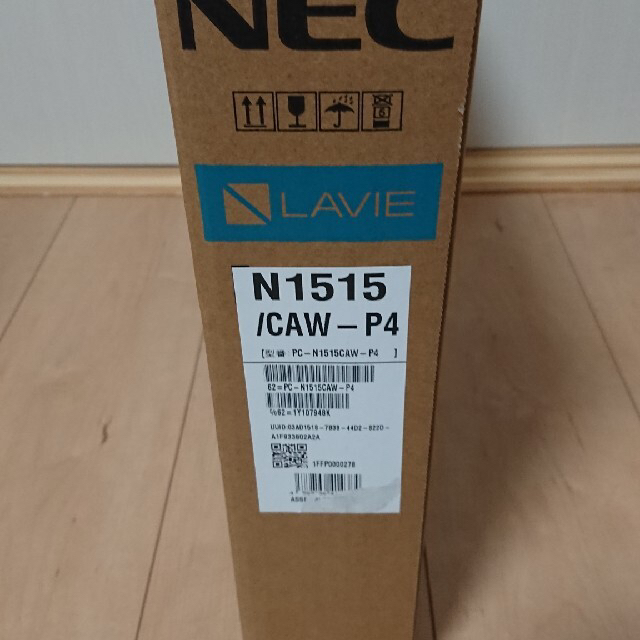 NEC(エヌイーシー)のmyo様専用　NEC LAVIE ノートパソコン PC-N1515CAW-P4 スマホ/家電/カメラのPC/タブレット(ノートPC)の商品写真