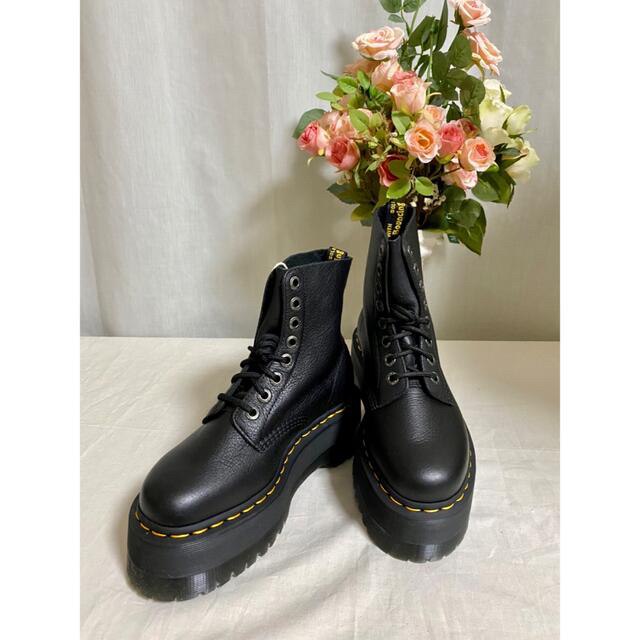 Dr.Martens  / 厚底 8ホール ブーツ PASCAL MAX