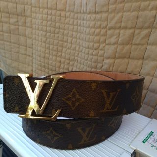 ルイヴィトン(LOUIS VUITTON)の売りつくし！美品ルイヴィトンベルト！モノグラム(ベルト)