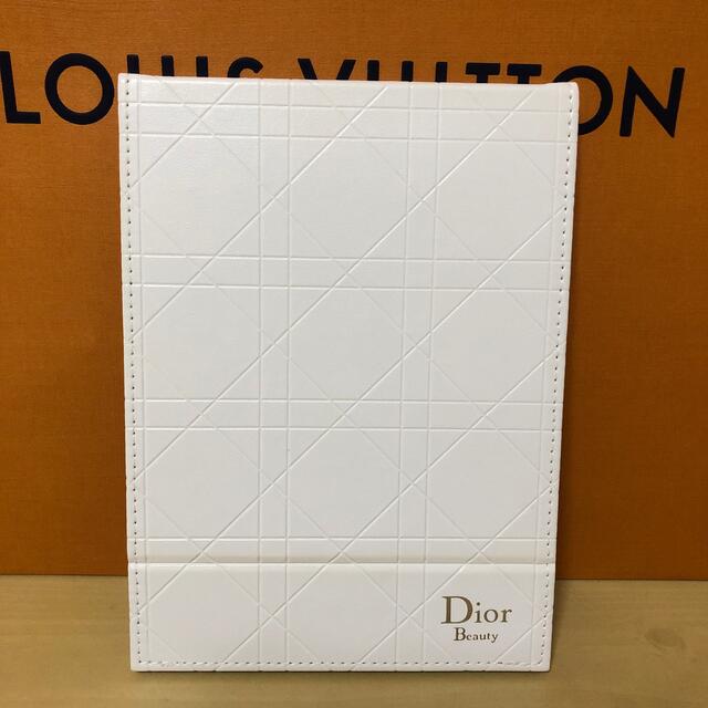 Dior(ディオール)の💕難あり💕Dior💕携帯折りたたみミラー💕 コスメ/美容のメイク道具/ケアグッズ(ボトル・ケース・携帯小物)の商品写真