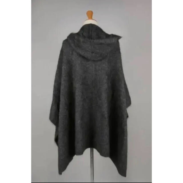 Ron Herman(ロンハーマン)のRon Herman Racn Poncho CH.GRAY ラクーンファー レディースのトップス(ニット/セーター)の商品写真