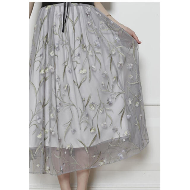 Mystrada(マイストラーダ)の♡石原さとみさん着用♡Mystrada チュール刺繍スカート レディースのスカート(ひざ丈スカート)の商品写真