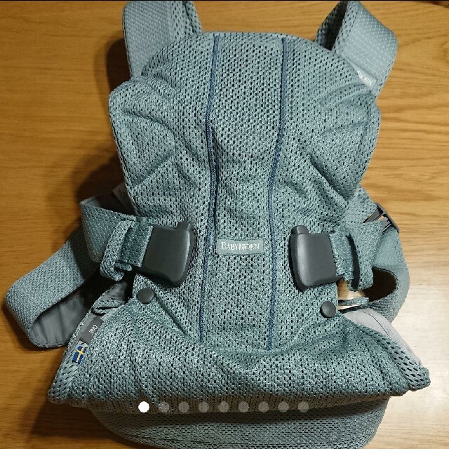 リーン BABYBJORN - ◉美品☆ベビービョルン ONE KAI AIR フロスト