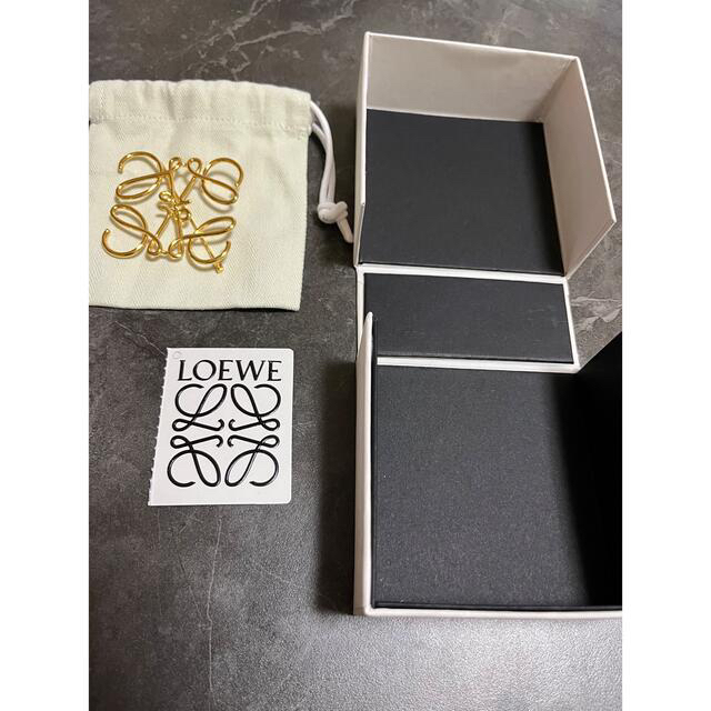 ＬＯＥＷＥ　ロエベ　アナグラムブローチ　ゴールド