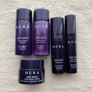 アモーレパシフィック(AMOREPACIFIC)のHERA AGE AWAYシリーズ　スキンケアセット　ミニサイズ(サンプル/トライアルキット)