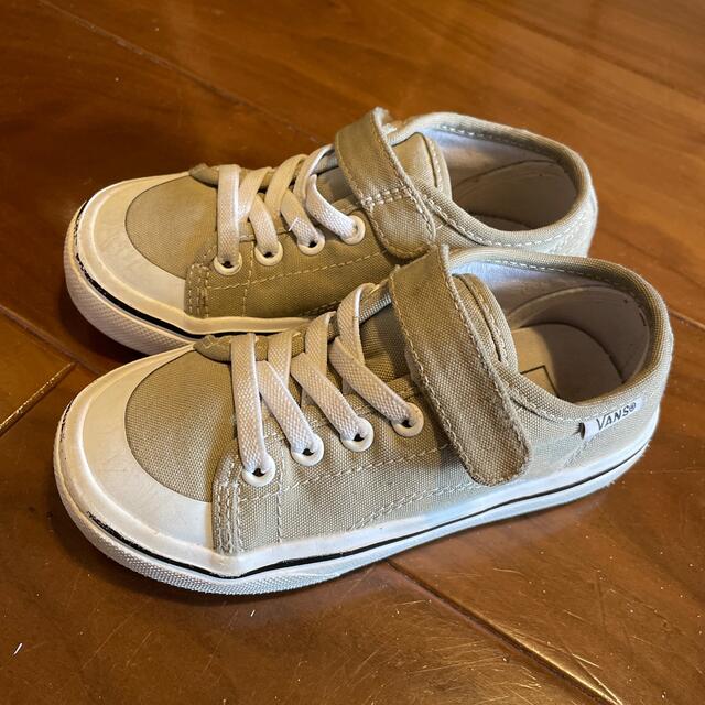 VANS(ヴァンズ)のvans スニーカー キッズ/ベビー/マタニティのキッズ靴/シューズ(15cm~)(スニーカー)の商品写真