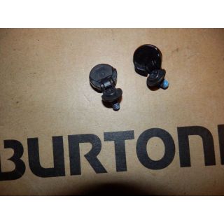 バートン(BURTON)の部品★BURTON バートン★ストラップ用ネジセット黒 (バインディング)