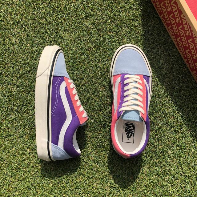 VANS(ヴァンズ)の美品22.5 VANS ヴァンズ オールドスクール 36DX アナハイムG132 レディースの靴/シューズ(スニーカー)の商品写真