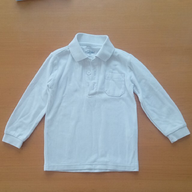 白ポロシャツ100 キッズ/ベビー/マタニティのキッズ服男の子用(90cm~)(Tシャツ/カットソー)の商品写真