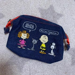 スヌーピー(SNOOPY)のスヌーピー  デニム  ポーチ　刺繍　ワイヤー入り(ポーチ)