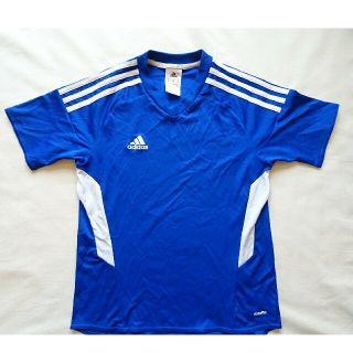 アディダス(adidas)のadidas★アディダス★半袖Tシャツ★Vネック★スポーツ★ブルー★140(Tシャツ/カットソー)