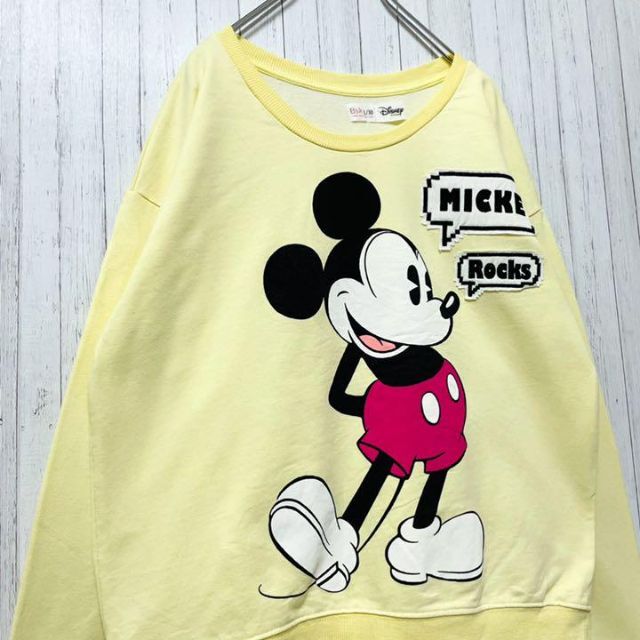 Disney(ディズニー)のディズニー　トレーナー　スウェット ミッキー　イエロー　ビッグプリント　L メンズのトップス(Tシャツ/カットソー(七分/長袖))の商品写真