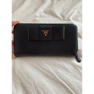 プラダ(PRADA)のプラダ　長財布　ブラック(財布)