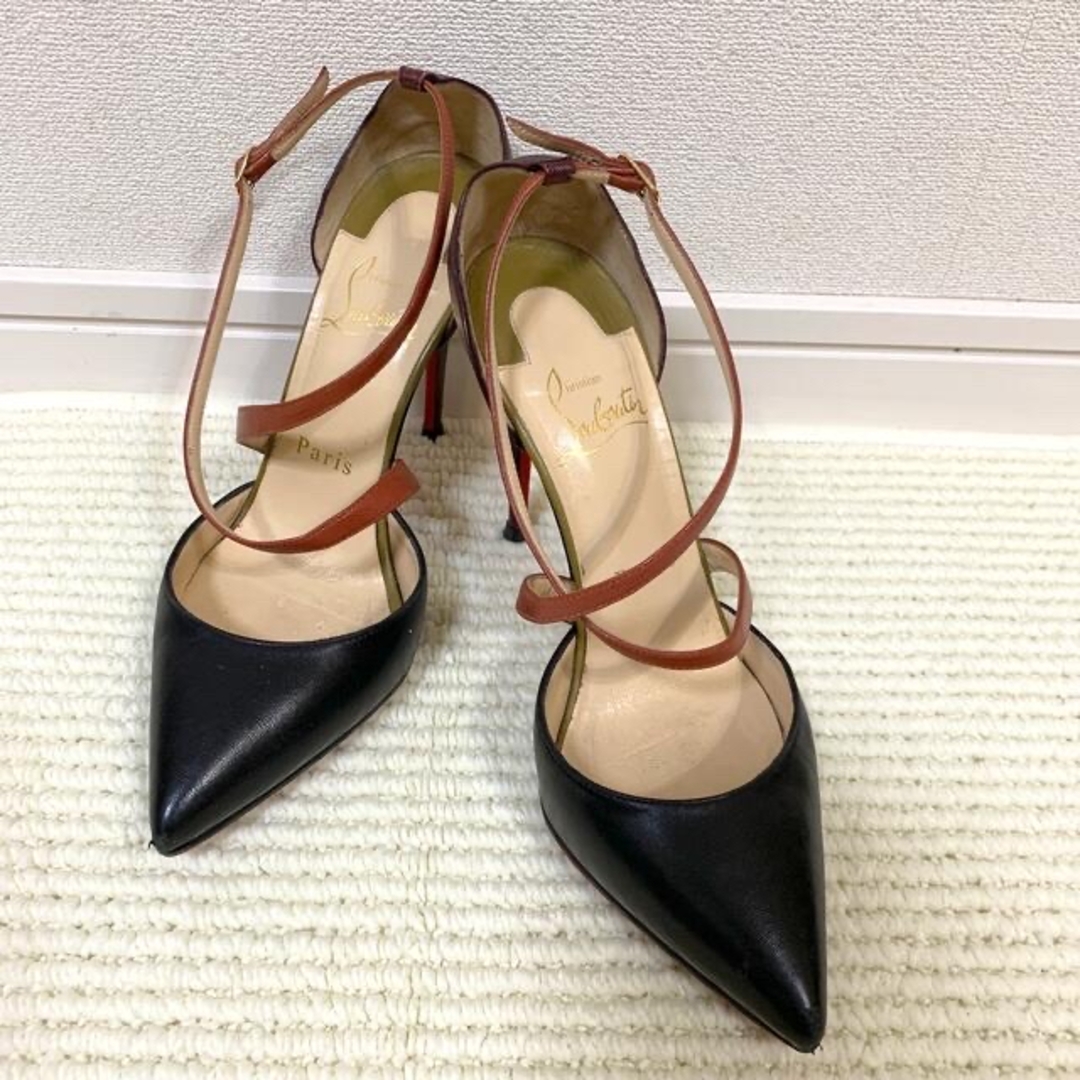 Christian Louboutin(クリスチャンルブタン)のクリスチャンルブタン　パンプス　35.５㎝ レディースの靴/シューズ(ハイヒール/パンプス)の商品写真