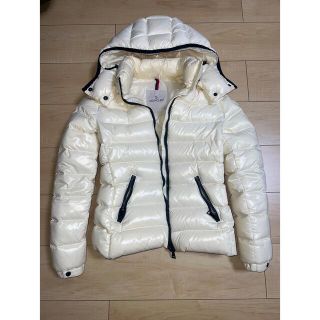 モンクレール(MONCLER)の6月限定価格　モンクレール　BADY  ホワイト　サイズ00(ダウンジャケット)