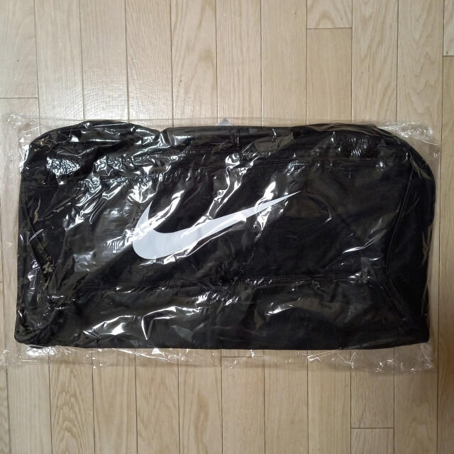 NIKE(ナイキ)のナイキ NIKE トレーニングダッフルバッグ (ラージ)  BA5966-010 メンズのバッグ(ボストンバッグ)の商品写真