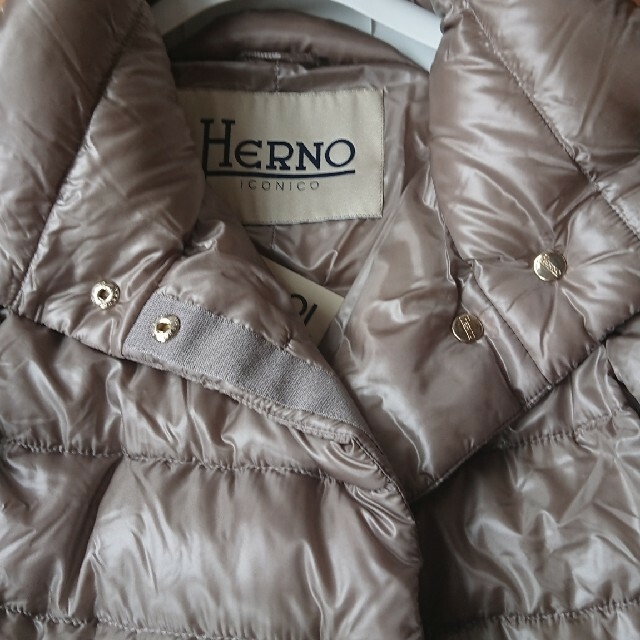 HERNO(ヘルノ)のみー様専用  HERNO  ICONICO  38 レディースのジャケット/アウター(ダウンコート)の商品写真