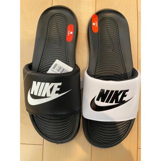 ナイキ(NIKE)のナイキ ビクトリーワンミスマッチミックス新品送料込27cmタグ付き箱なし左白(サンダル)