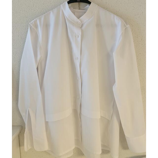 UNIQLO(ユニクロ)のスーピマコットンシャツジャケット プラスJ レディースのトップス(シャツ/ブラウス(長袖/七分))の商品写真