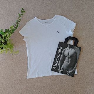 アバクロンビーアンドフィッチ(Abercrombie&Fitch)のアバクロ　Tシャツ　M　Ｌ(Tシャツ(半袖/袖なし))