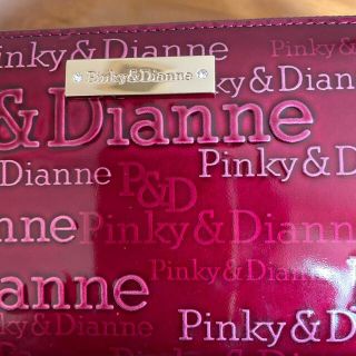 ピンキーアンドダイアン(Pinky&Dianne)のピンキー&ダイアン　ラウンド財布　fuuさん専用です(財布)