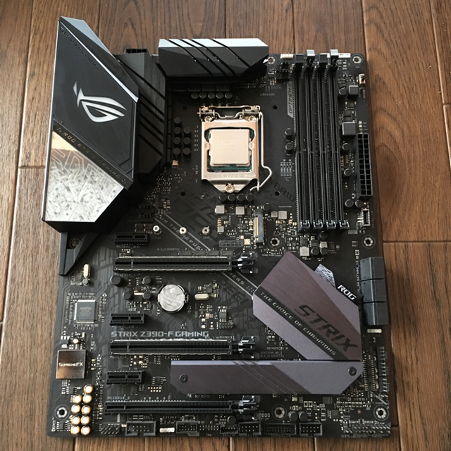 人気提案 Intel 9900K+ASUS Z390F+Corsair 16GBメモリ スマホ/家電
