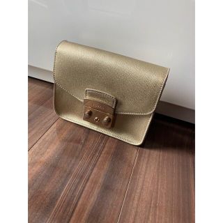 フルラ(Furla)のフルラFURLAメトロポリスゴールド❤️保存袋付き✨(ショルダーバッグ)