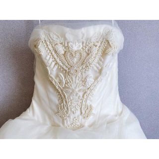 ヴェラウォン(Vera Wang)のヴェラウォン　リーゼル　verawang  ウェディングドレス　US4(ウェディングドレス)