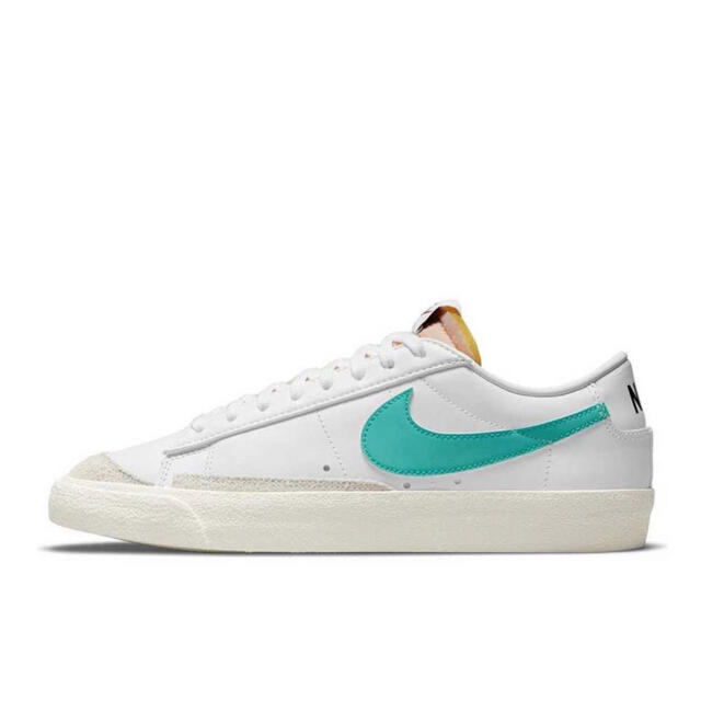 28 Nike Blazer Low '77 VNTG "White"