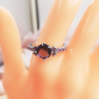 18K 澄んだ輝きです。引っかかりの無いダイヤモンド 0.70ct リング
