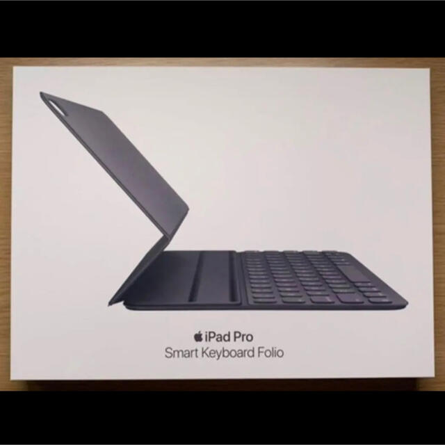 新品 純正 Smart Keyboard Folio iPad Air 4 新品 純正 Smart Keyboard Folio iPad Air 4