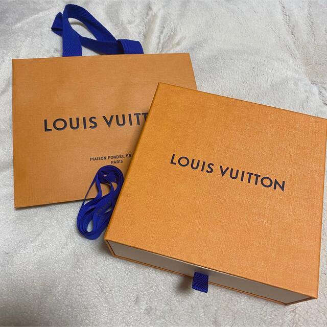 LOUIS VUITTON(ルイヴィトン)のルイヴィトン　箱　 レディースのバッグ(ショップ袋)の商品写真