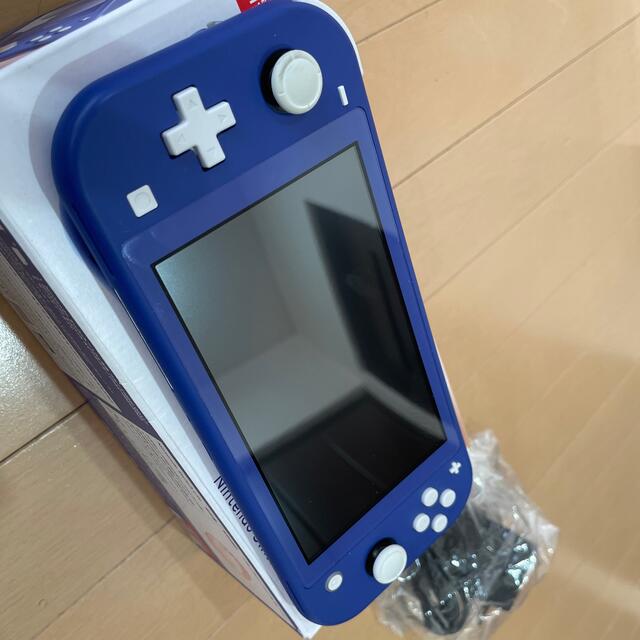 美品　Nintendo Switch LITE ブルー