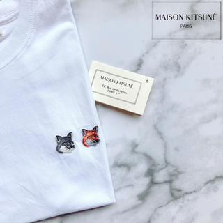 メゾンキツネ(MAISON KITSUNE')の＊新品＊ MAISON KITSUNE DOUBLE FOX HEAD Tシャツ(Tシャツ(半袖/袖なし))