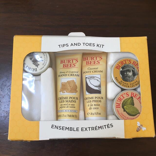 BURT'S BEES(バーツビーズ)のBURT'S BEES バーツビーズ  ボディケアキット コスメ/美容のボディケア(その他)の商品写真