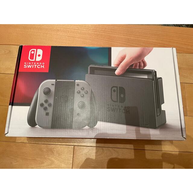 ニンテンドースイッチ本体　グレー