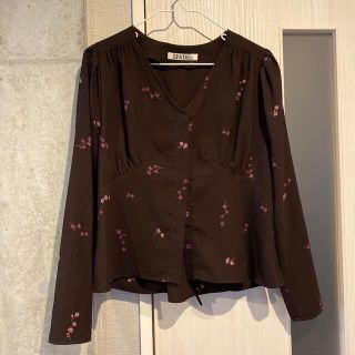 スナイデル(SNIDEL)の美品♡snidel 花柄ブラウス トップス スナイデル バックリボン ブラウン(シャツ/ブラウス(長袖/七分))